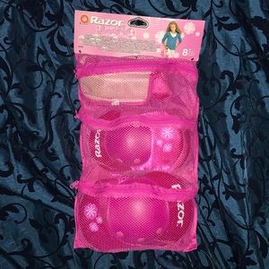 Razor girls elbow, wrist and knees guards